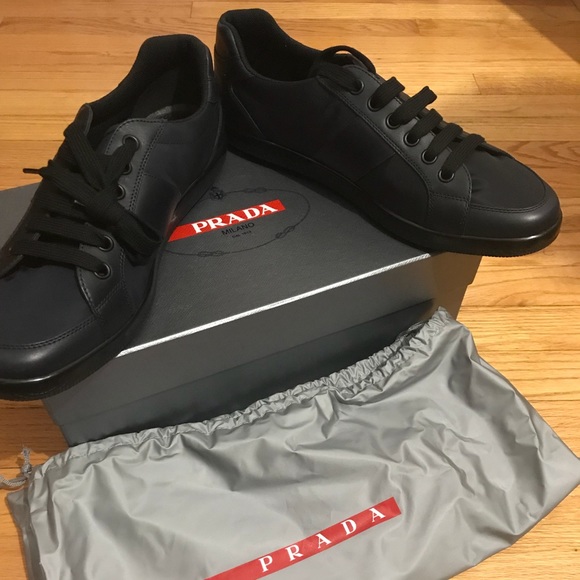 Prada shoes - Picture 1 of 4